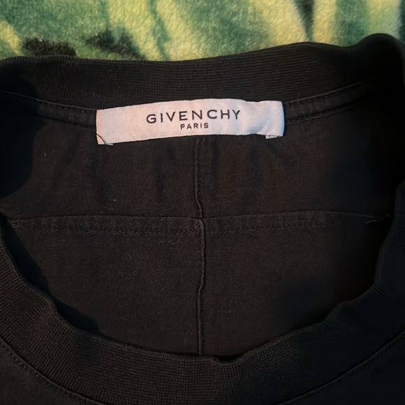 GiVENCHY Rottweiler shirt 🐾🐶 - Picture 3 of 7